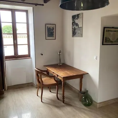 Charmante Maison De Village Hébergement de vacances *