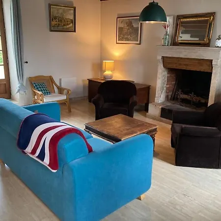 Hébergement de vacances Charmante Maison De Village *